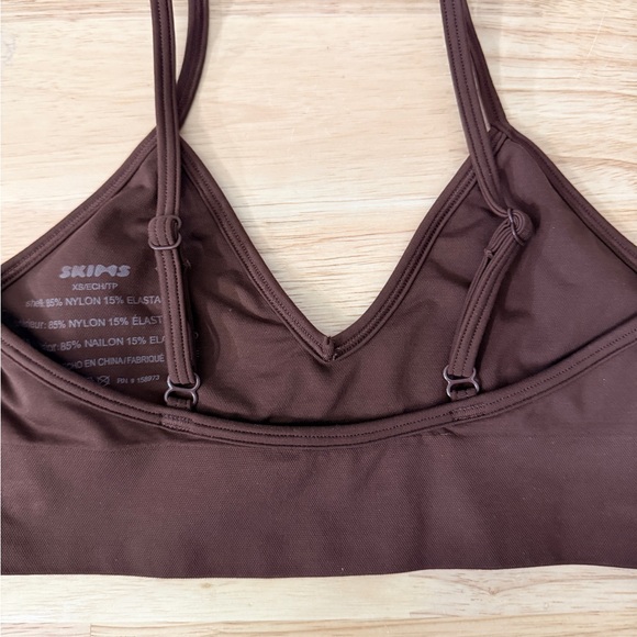 SKIMS Soft Smoothing Bralette Women's size XS - Picture 7 of 10